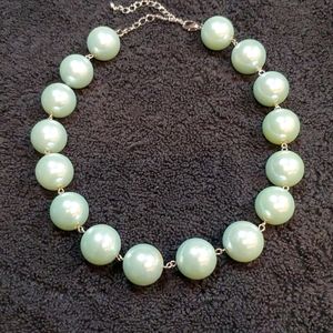 Costume pearl necklace